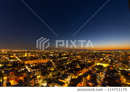 Tokyo: Mount Fuji and the residential area to the west at night 114751170