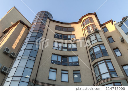 Fragment of facade wall of modern glass skyscraper 114752000