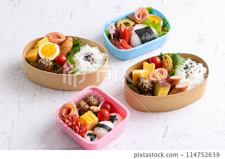 Lunch box 114752639
