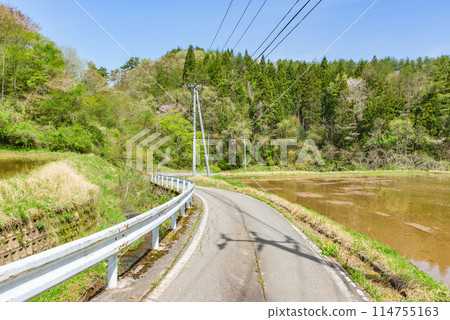 世界遺產“佐渡島金山” 重要文化景觀“佐渡島西三川的金礦田園景觀” 114755163