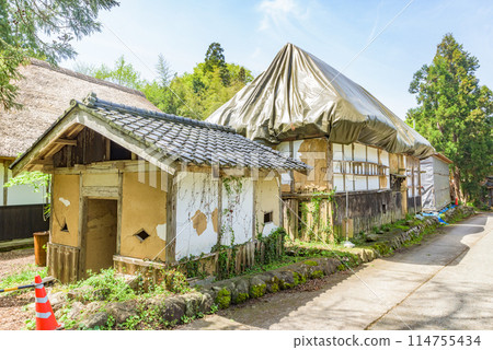 世界遺產「佐渡島金礦」 重要文化景觀「佐渡島西三川金礦所衍生的鄉村景觀」金子官三郎家住宅 114755434