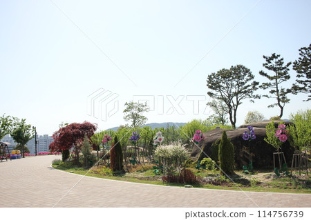 Namgang Yudeung Exhibition Center and Park in Jinju-si, South Korea - April 29, 2024 - Namgang Yudeung Exhibition Center and Park in Jinju-si, Gyeongsangnam-do, South Korea is a beautiful art park tha Namgang Yudeung Exhibition Center and Park in Jinju-si, South Korea - April 29, 2024 - Namgang Yudeung Exhibition Center and Park in Jinju-si, Gyeongsangnam-do, South Korea is a beautiful art park tha 114756739