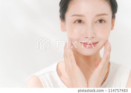 Skincare image of young woman Skincare image of young woman 114757483