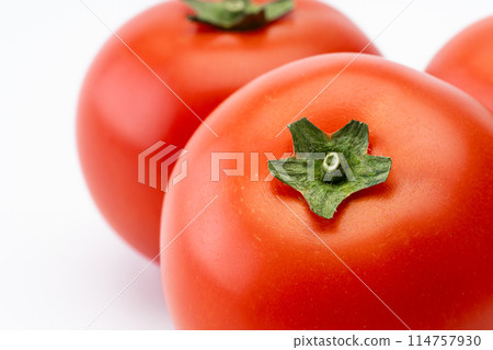 Close-up of tomatoes 114757930