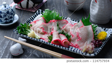Minke whale bacon slices Taiji Town, Wakayama Prefecture Local cuisine Stylish whale chopstick rest (black background) 114757934