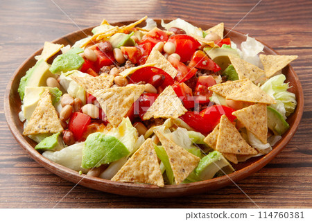 Mexican salad 114760381