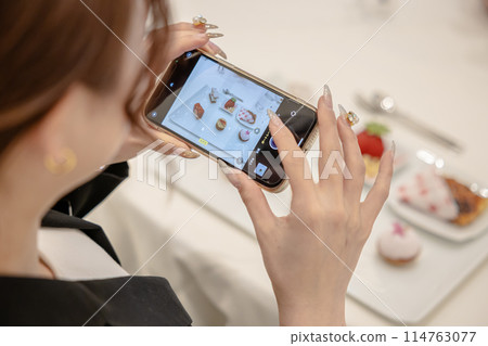 射擊盤的婦女 114763077