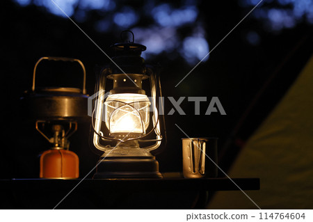 Dusk camping site 114764604