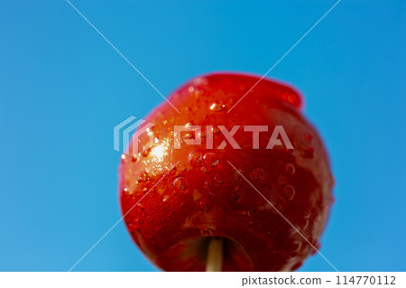 Apple candy 114770112
