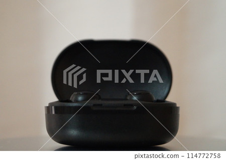 Black Wireless Earbuds 114772758