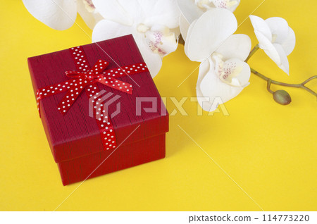 Red color present on white background with customizable space for text. Copy space and celebration 114773220