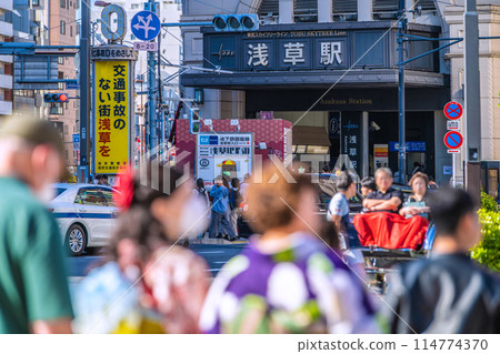 日本的東京街景因入境遊客而復甦…淺草站等外國遊客擠滿的地區=5月3日 日本的東京街景因入境遊客而復甦…淺草站等外國遊客擠滿的地區=5月3日 114774370