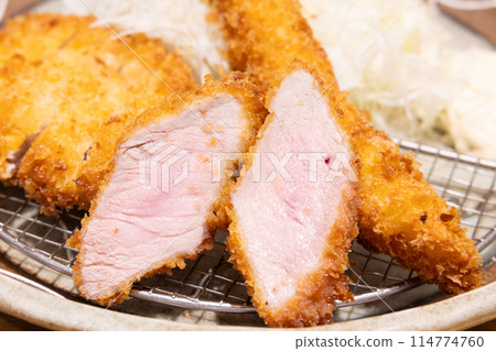 Mixed fries with delicious pork cutlets Mixed fries with delicious pork cutlets 114774760