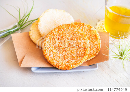 甜醬油米果 114774949