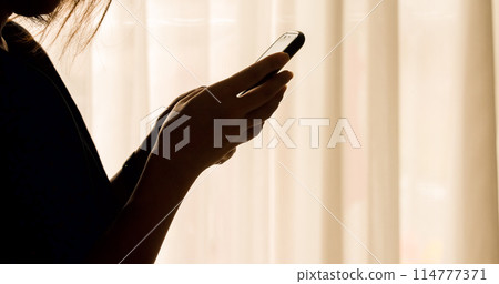 Smartphone and ladies Smartphone and ladies 114777371