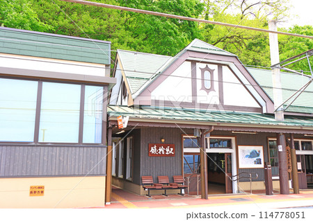Scenery of Obasute Station, Chikuma City, Nagano Prefecture 114778051