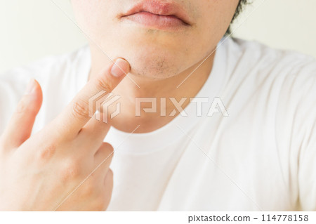 一個關心他的藍鬍子的男人的形象 114778158