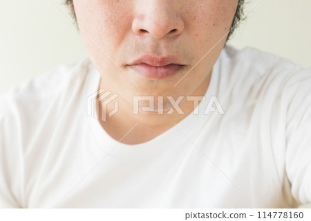 一個患有藍鬍子的男人的形象 114778160