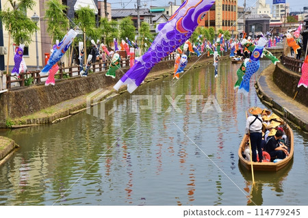 晴空下飄揚的鯉魚旗 栃木 114779245