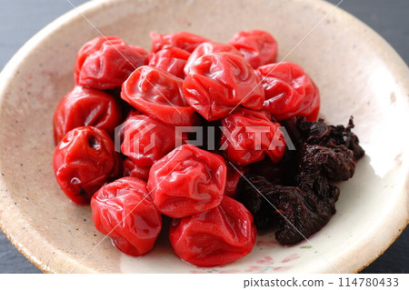 Salted plum  114780433