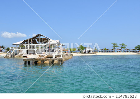 Pandanon Island (Philippines) 114783628