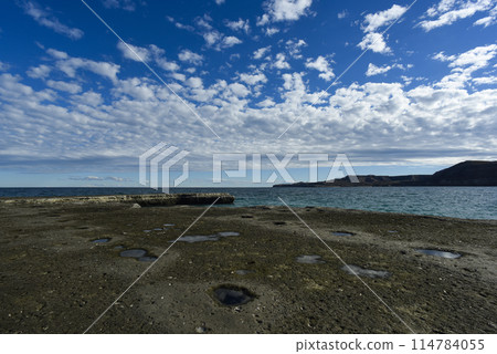 Coastal landscape with cliffs in Peninsula Valdes, World Heritage Site, Patagonia Argentina Coastal landscape with cliffs in Peninsula Valdes, World Heritage Site, Patagonia Argentina 114784055