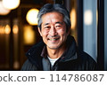 高級男子帶著微笑 114786087