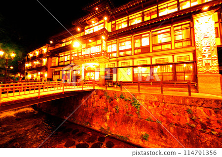 Ginzan Onsen night view (Yamagata Prefecture) Ginzan Onsen night view (Yamagata Prefecture) 114791356