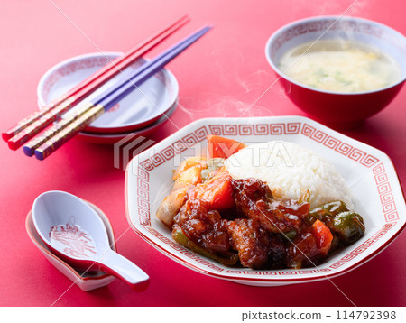 Sweet and sour pork rice (sweet and sour pork rice) Chinese food Sweet and sour pork rice (sweet and sour pork rice) Chinese food 114792398