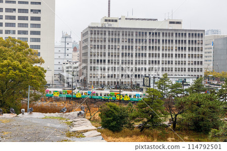 Rainy scenery at Tamamo Park in Takamatsu City 114792501
