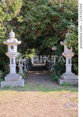 有石燈籠的 Hanase Mohi 公園 114792569