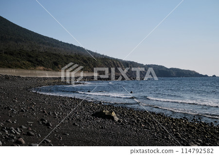 The quiet beach at Hanase Nozomi Park 114792582