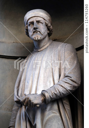 Donatello, statue in the Niches of the Uffizi Colonnade in Florence, Italy 114793260