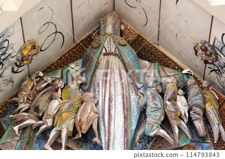 Mother of the Church, Tympanum, Basilica of the Annunciation, Nazareth, Israel Mother of the Church, Tympanum, Basilica of the Annunciation, Nazareth, Israel 114793843