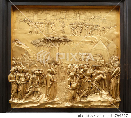 Florence cathedral, Baptistry of Saint John, Gates of Paradise, Joshua, Florence, Italy Florence cathedral, Baptistry of Saint John, Gates of Paradise, Joshua, Florence, Italy 114794827