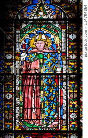Stained glass window in the Cattedrale di Santa Maria del Fiore (Cathedral of Saint Mary of the Flower), Florence, Italy 114794864