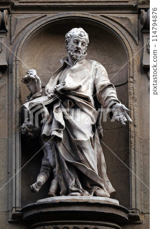 Saint Cajetan statue on the facade of Santi Michele e Gaetano church in Florence, Italy Saint Cajetan statue on the facade of Santi Michele e Gaetano church in Florence, Italy 114794876