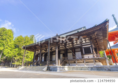 初夏的高野山 團上伽藍近藤 初夏的高野山 團上伽藍近藤 114794950
