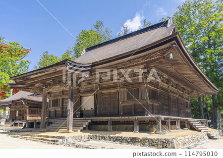 初夏的高野山團上伽藍殿 初夏的高野山團上伽藍殿 114795010