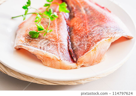 打開干紅魚 打開干紅魚 114797624