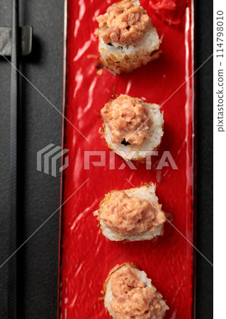 Japanese food 114798010