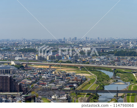 City view from a mountain observation deck 114798068