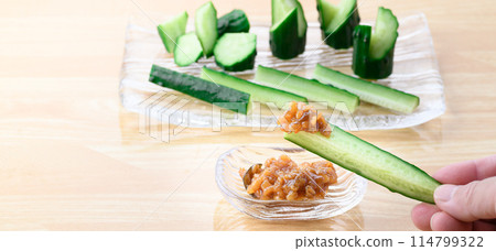 Morokyu (Cucumber and Kinzanji Miso) 114799322