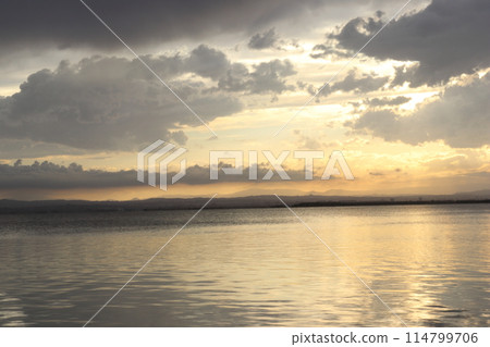 Beautiful sunset at Albufera Lake, Valencia Spain 114799706