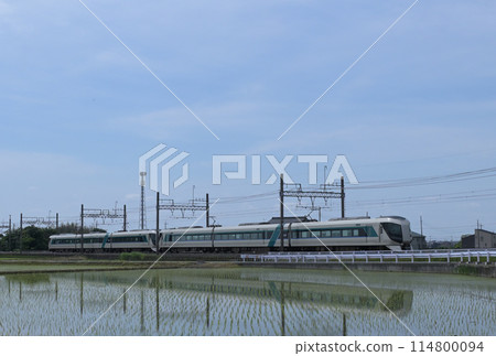 Tobu Limited Express Liberty (Tobu Nikko Line) running through the countryside Tobu Limited Express Liberty (Tobu Nikko Line) running through the countryside 114800094