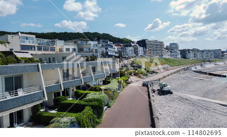 amazing apartments next to the Plage (beach) with gardens and breakwaters amazing apartments next to the Plage (beach) with gardens and breakwaters 114802695