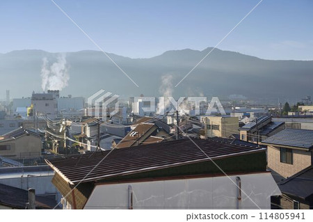 Morning in Yamashina Ward, Kyoto City 114805941