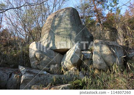 Hiroshima Prefecture, Fukuyama City, Amatsuiwaseki 114807260