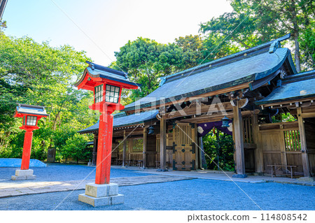 Early summer at Munakata Taisha Shrine, Nakatsumiya, Oshima, Munakata City, Fukuoka Prefecture 114808542