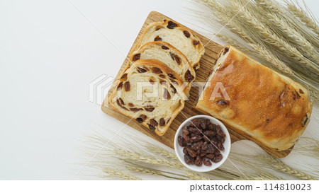 葡萄乾麵包圖片 | 葡萄乾麵包,葡萄乾和麥穗 葡萄乾麵包圖片 | 葡萄乾麵包,葡萄乾和麥穗 114810023